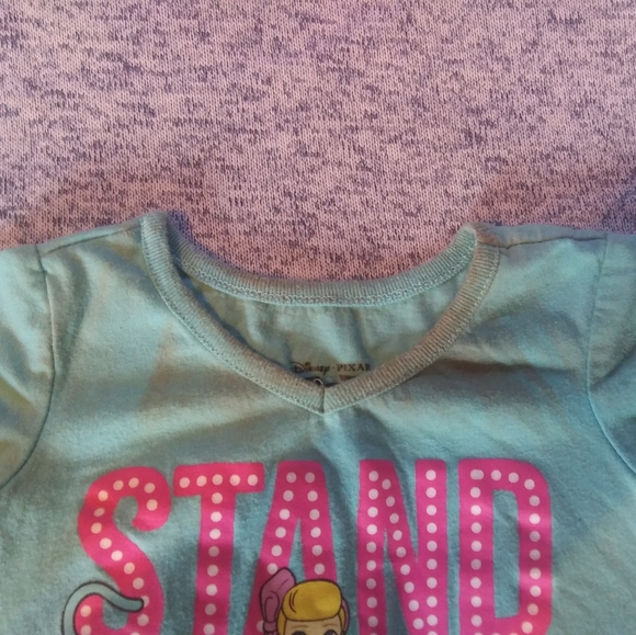 Two t-shirts size 3T - Picture 10 of 12